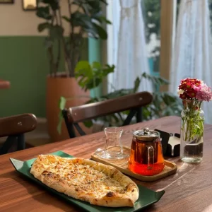 خاچاپوری بلوچیز و گردو